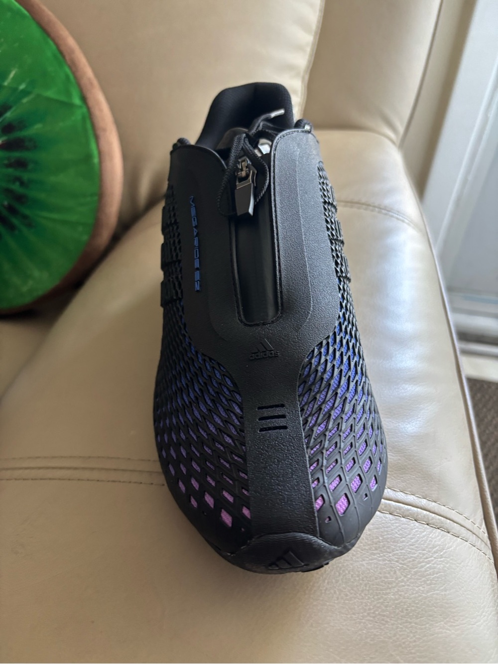 Unisex Adidas Megaride S2 - Picture 3 of 5
